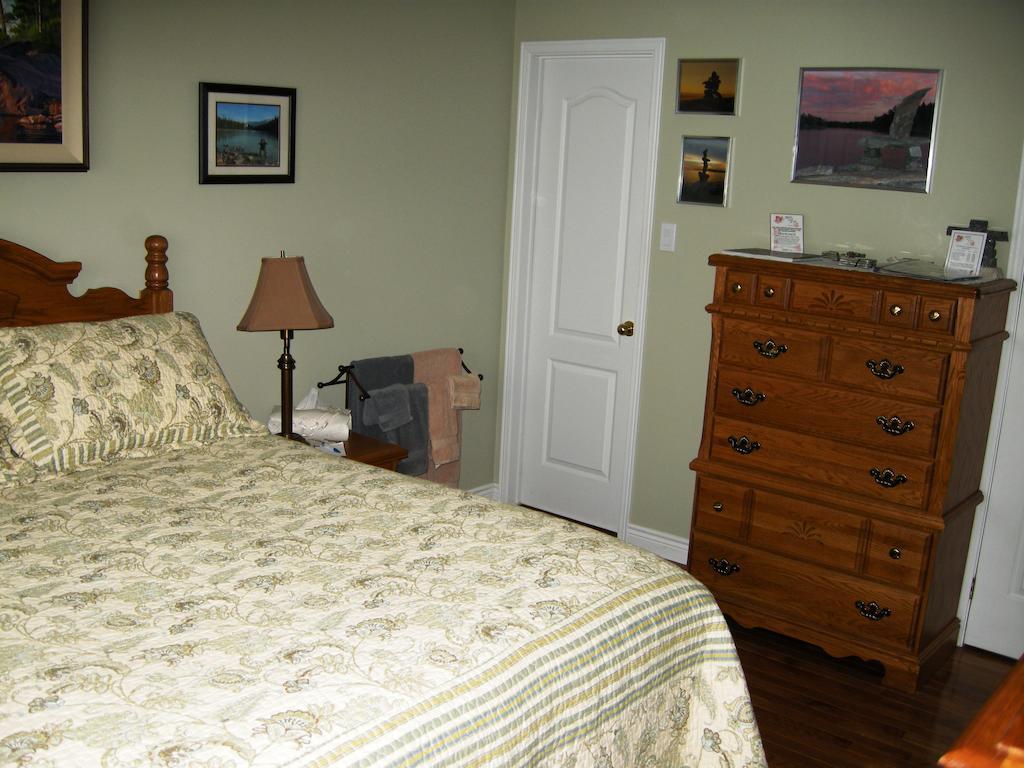 Tucked Inn The Harbour B&B Victoria Harbour Cameră foto